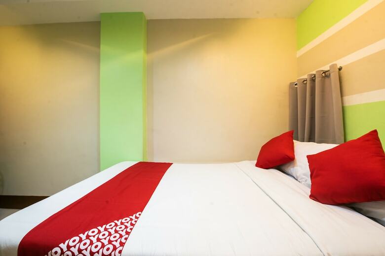 Oyo 475 Pearl Blossom Hotel