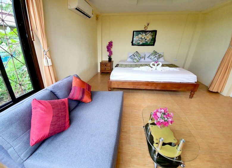 Hotel Phuket Lilla House