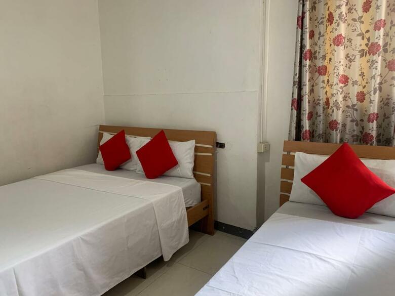 Oyo 416 Lucky Hotel