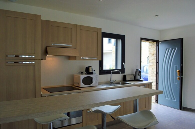 Villa Piscine Priv�e Jardin Ghisonaccia