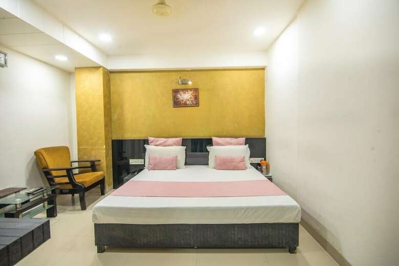 Hotel Morya Regency