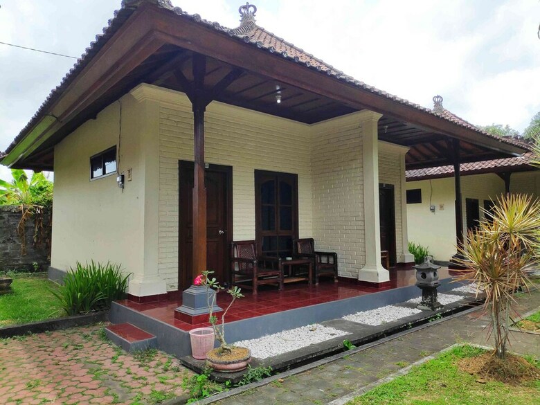 Oyo 1762 Hotel Astiti Graha Tanah Lot