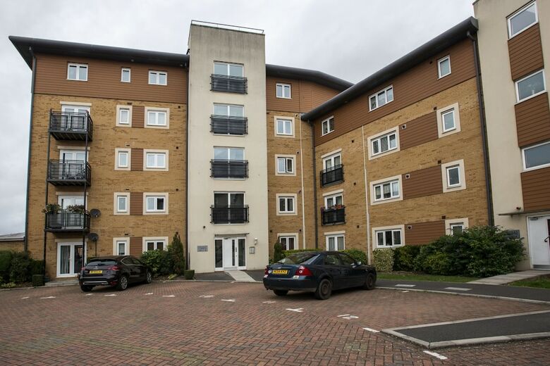 Karah Suites - Manley Gardens Apartments