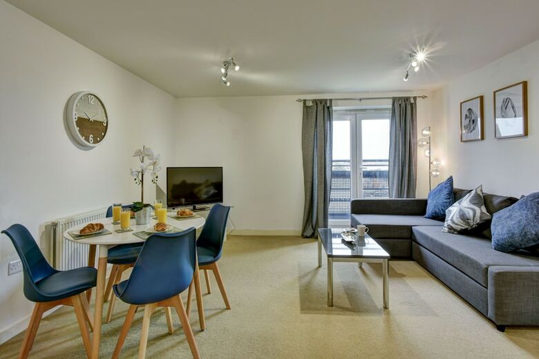 Karah Suites - Manley Gardens Apartments