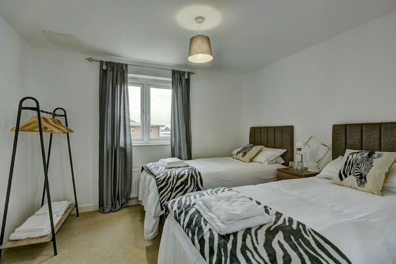 Karah Suites - Manley Gardens Apartments