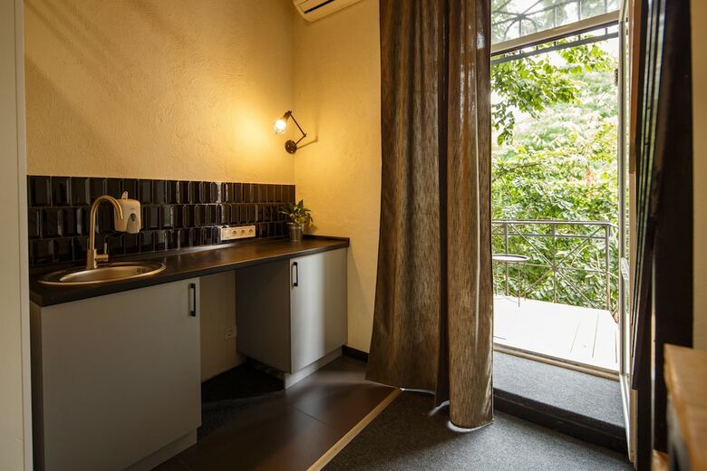 Aparthotel Mezzanine White