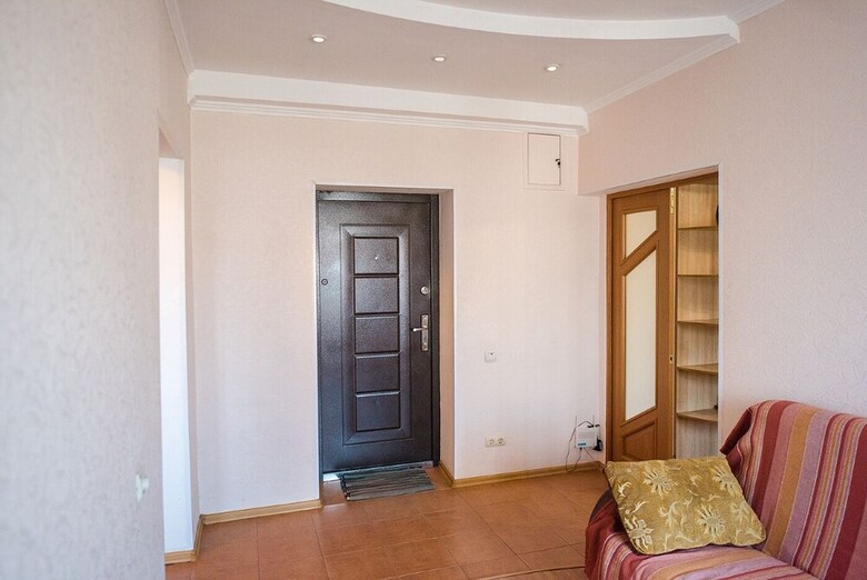 Apartment On Verhneportovaya 2a