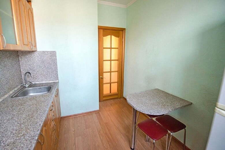 Apartment On Verhneportovaya 2a
