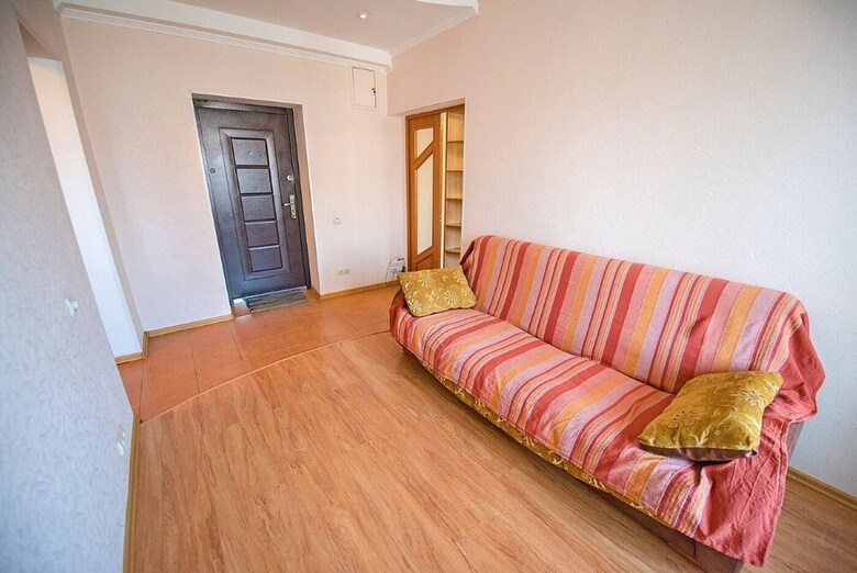 Apartment On Verhneportovaya 2a