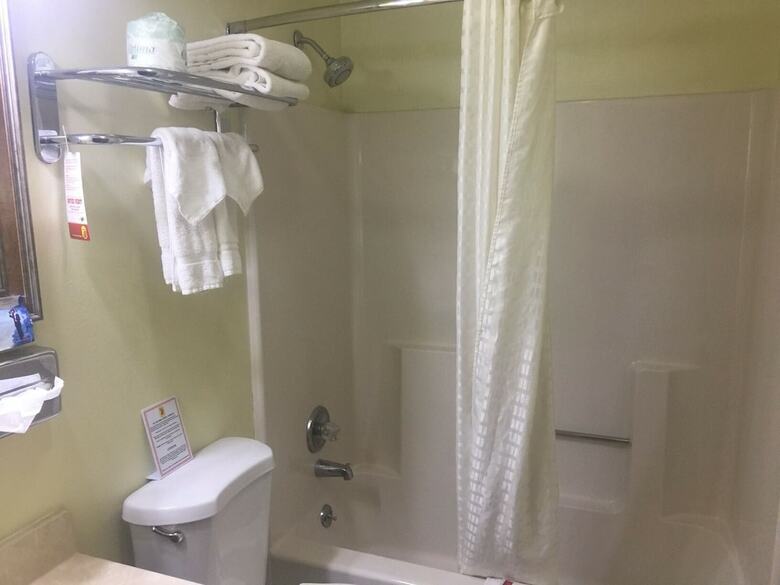 Motel Super 8 By Wyndham Emporia
