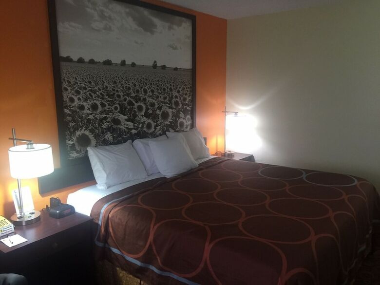 Motel Super 8 By Wyndham Emporia