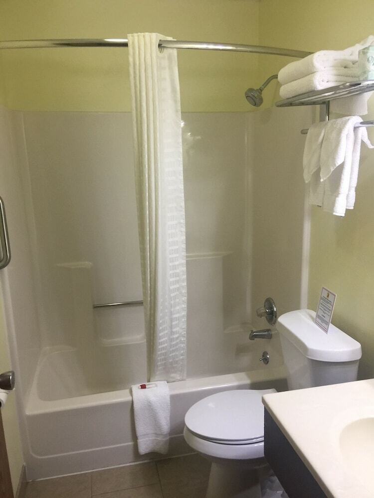 Motel Super 8 By Wyndham Emporia