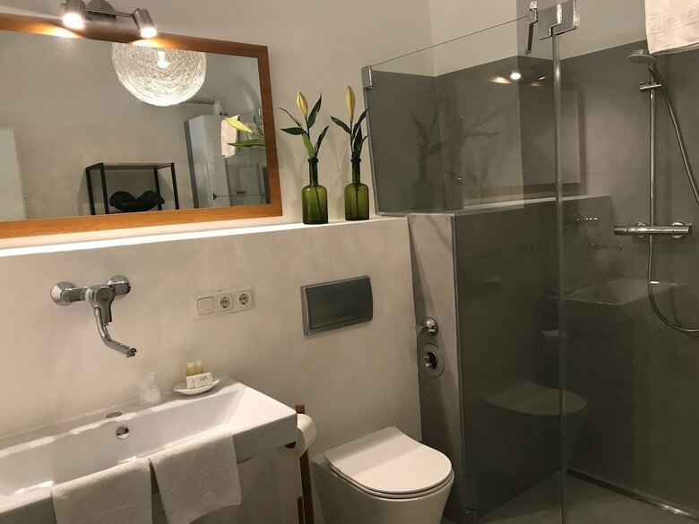 Baronhaus Aparthotel & Suites