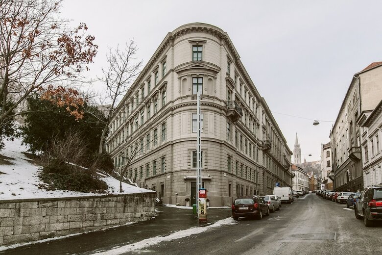 Hunyadi 4 Apartment I.