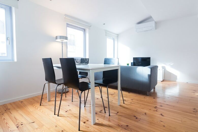 Apartamentos Oporto Near Violin