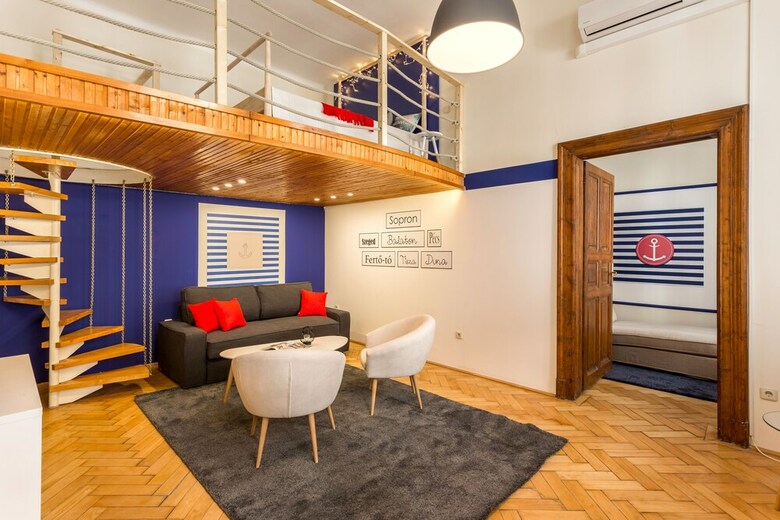 Jokai 3 Apartment