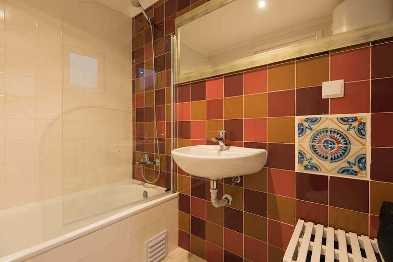 Aparthotel Madragoa Typical Apartments