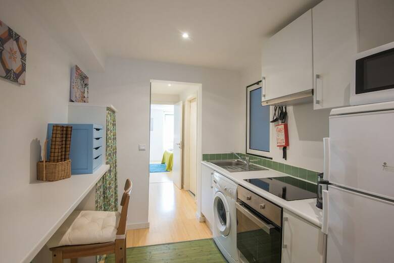 Aparthotel Madragoa Typical Apartments