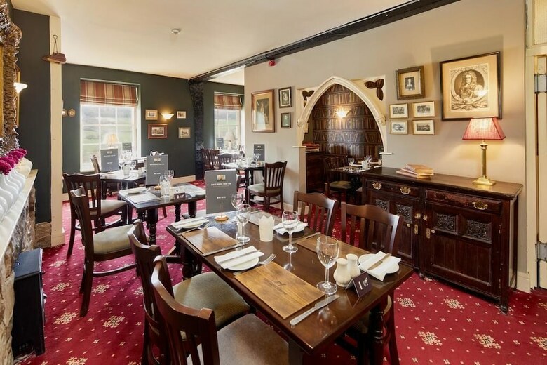 Hotel White Horse Farm Inn
