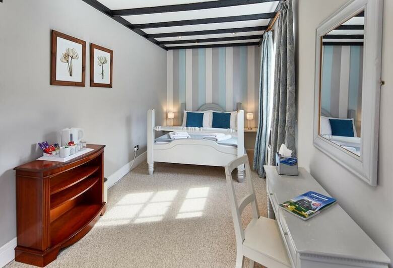 Hotel White Horse Farm Inn