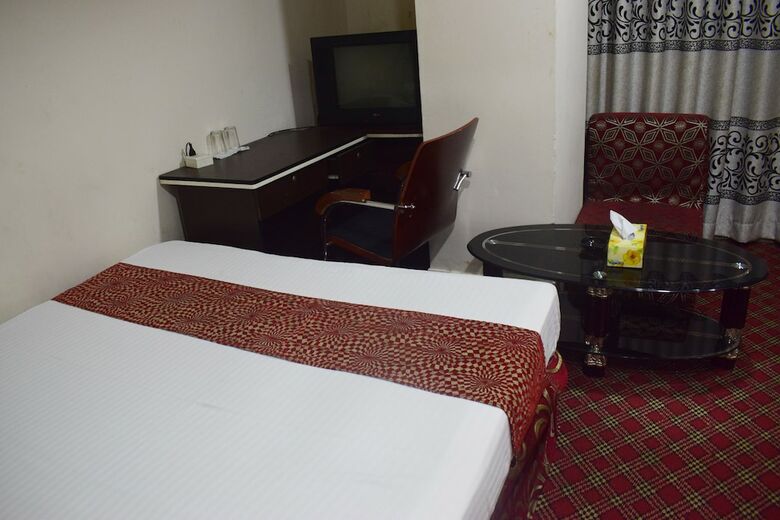 Hotel Givenci