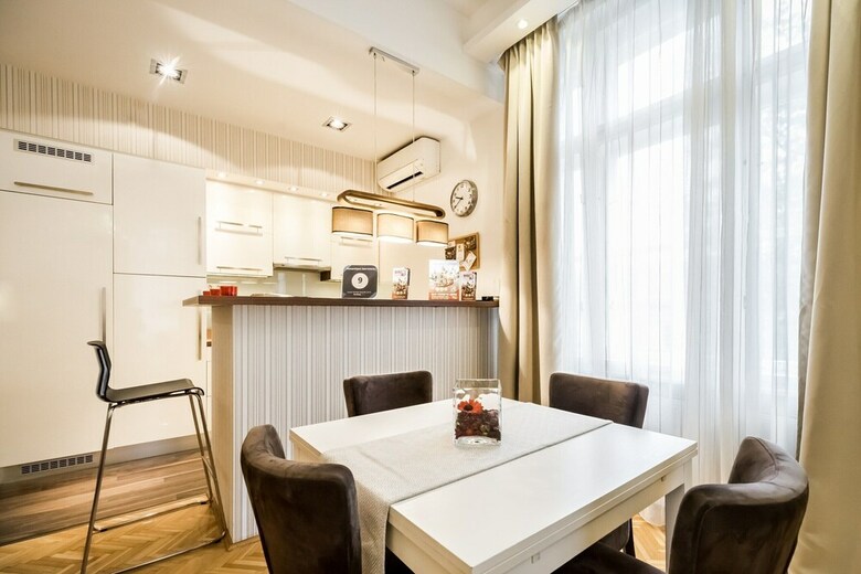 Magas 5 Apartment