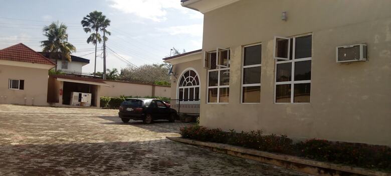 Hotel Paris Apartment