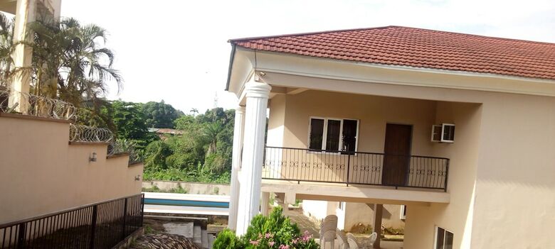 Hotel Paris Apartment