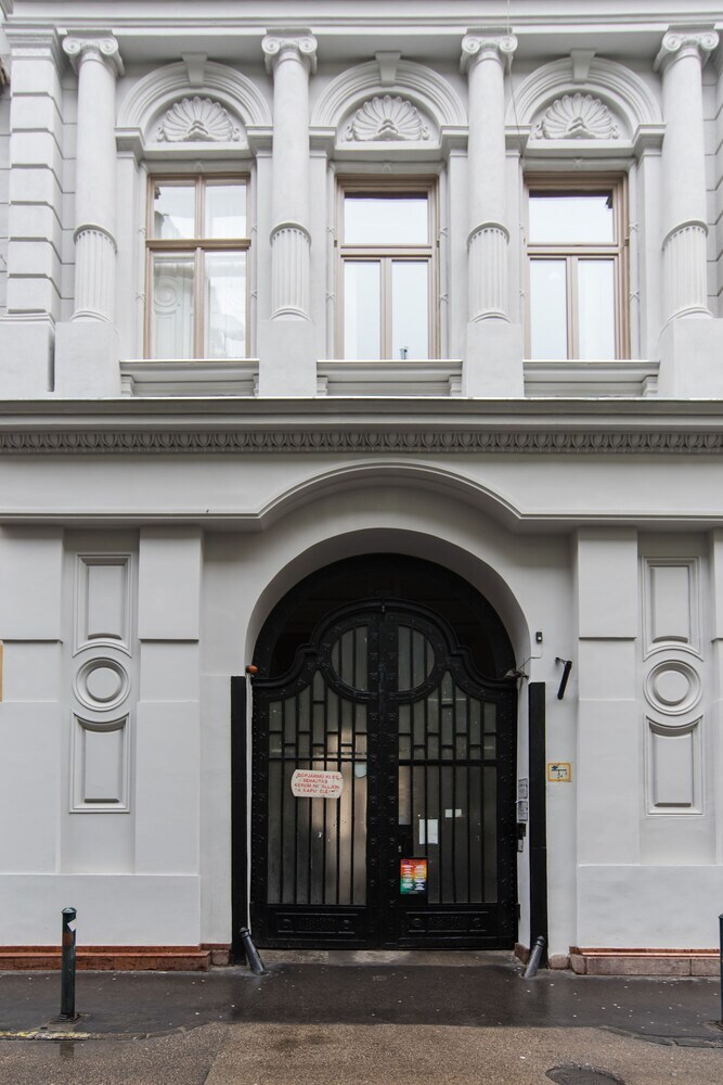 Paulay 7 Apartment Ii.