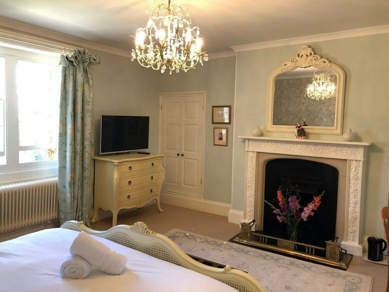 Bed & Breakfast Florence Nightingale Suites At Lea Hurst