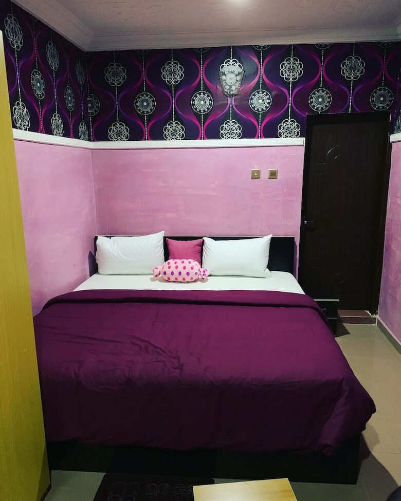 Ariflad Hotel & Suites