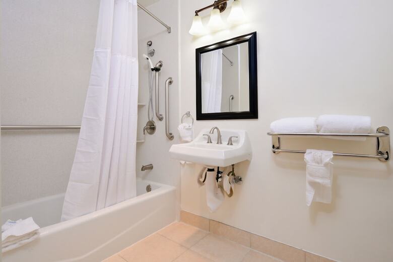 Best Western Plus La Mid Town Hotel