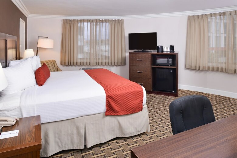 Best Western Plus La Mid Town Hotel