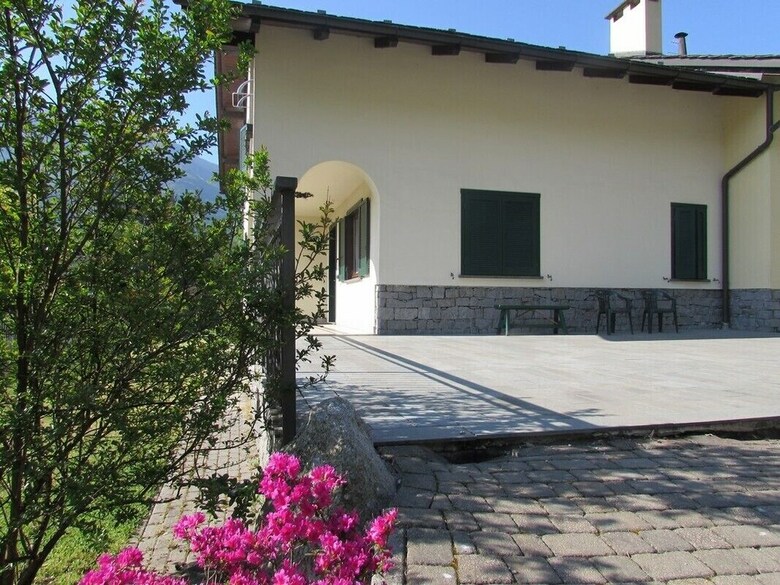 B&B Carunei