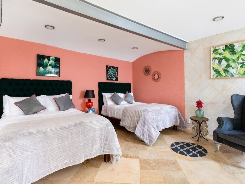 Hotel Collection O Coyota House