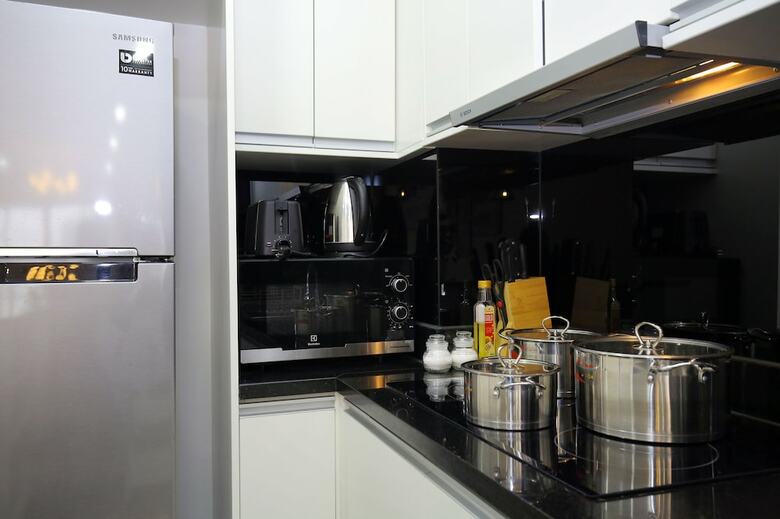 Sophie Lancaster Hanoi Apartment