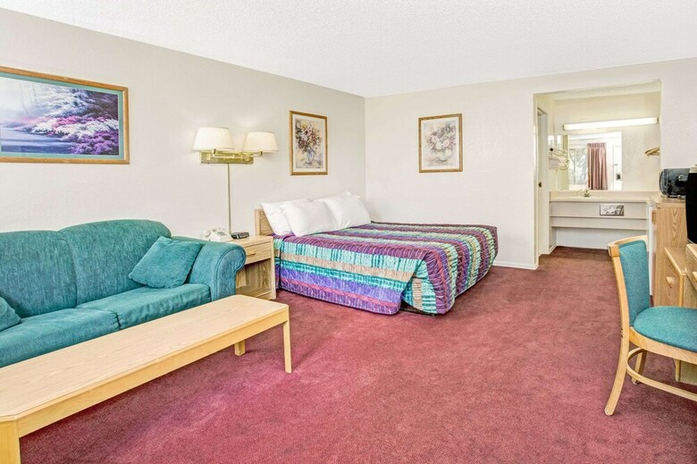 Hotel Knights Inn Aurora