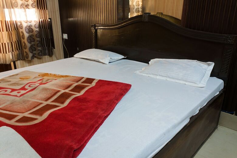 Bed & Breakfast Hotel Yatri Niwas