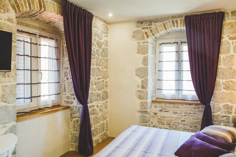 Apartamentos Sir George Luxury Suites