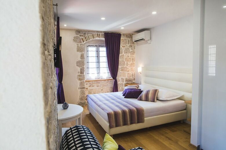 Apartamentos Sir George Luxury Suites