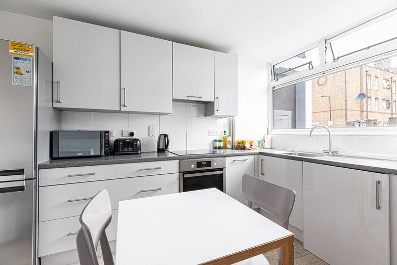 Apartamentos Tower Bridge Accommodation - 18