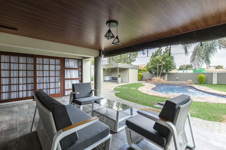 Hotel Orchid Luxury Boutique Guest House