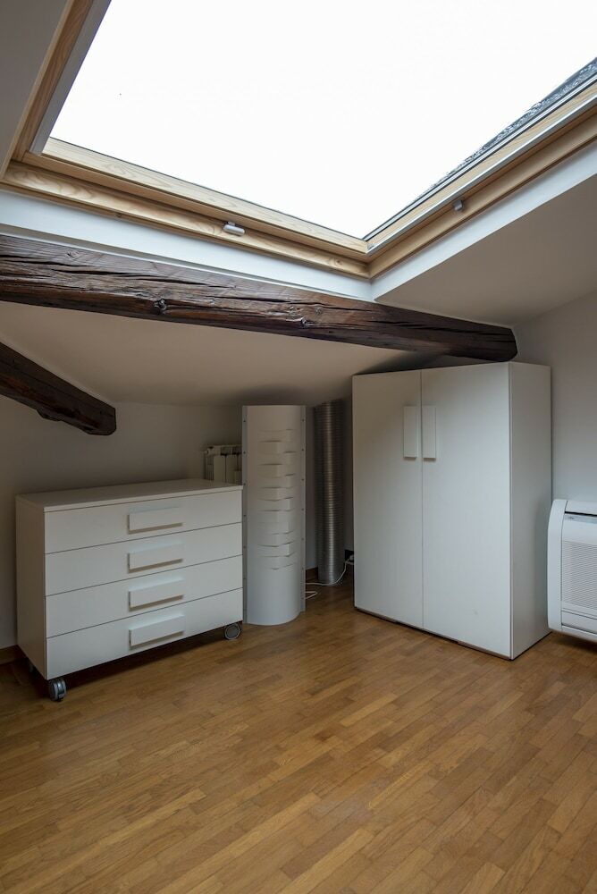 Apollonia Apartment