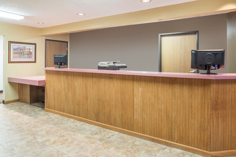 Motel Super 8 By Wyndham Jerseyville