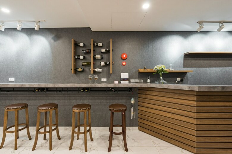 Narcissus Hotel And Apartment