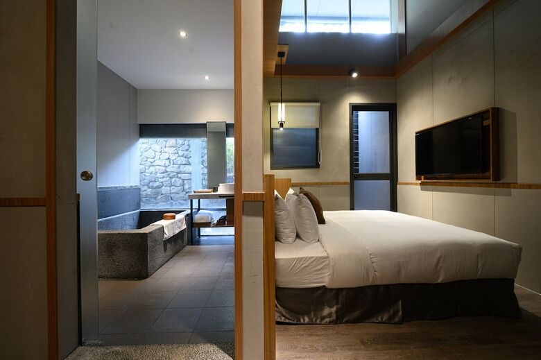 Yunoyado Onsen Hotspring Hotel Deyang