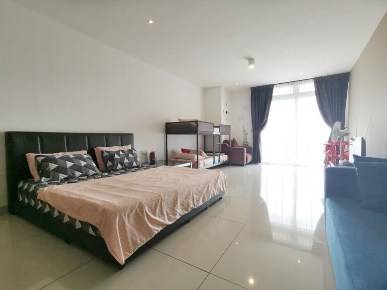 Apartamentos Ksl Studio Homestay By Immaculate