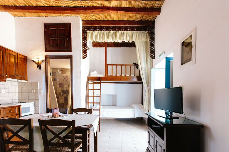 Apartamentos Akrotiri