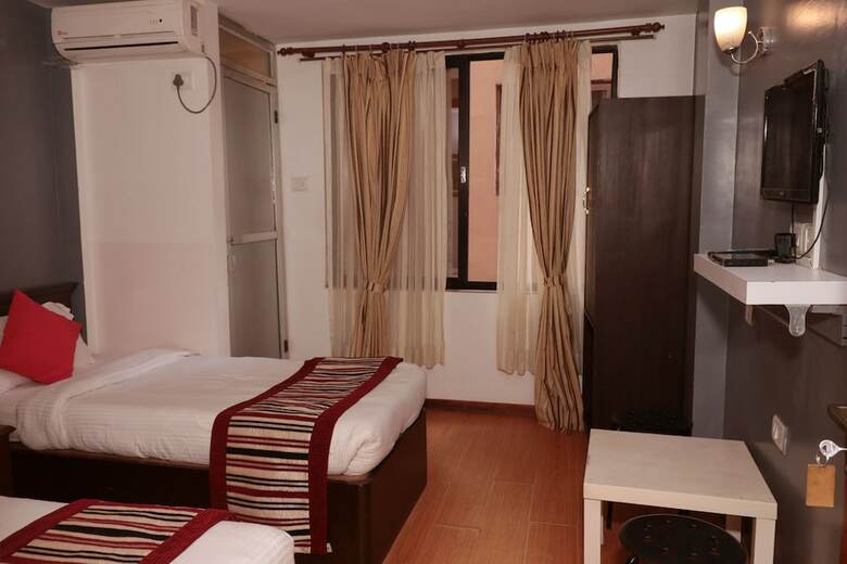 Hotel Manaslu Home