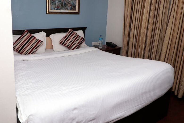 Hotel Manaslu Home